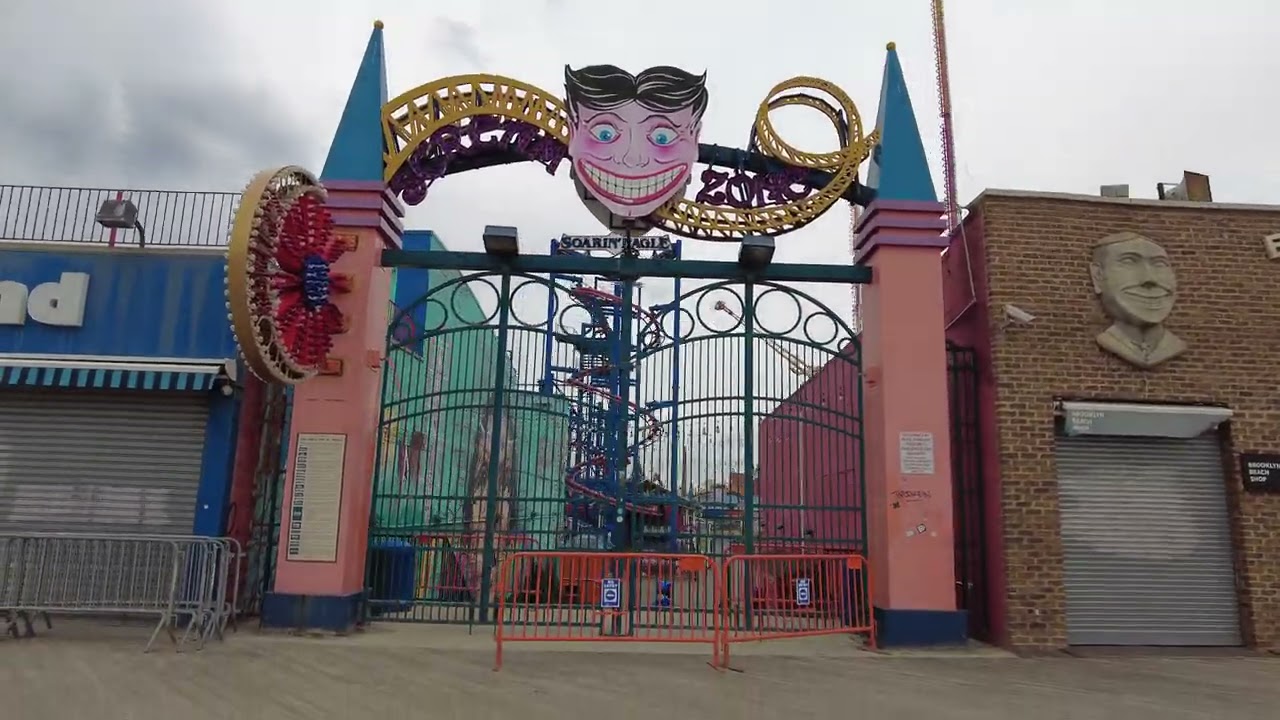 Walking NYC : Coney Island, Brooklyn on a Spring Weekday Afternoon (April 14, 2021)