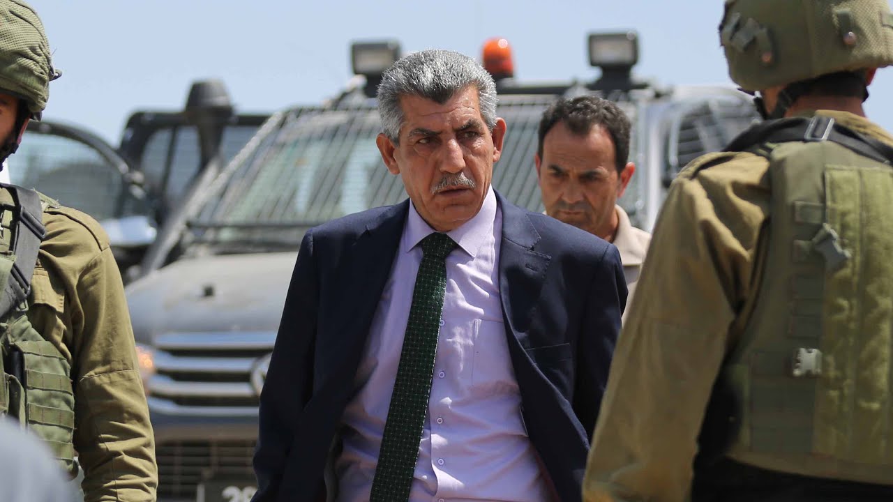رئيس بلدية دورا الراحل اللواء أحمد سلهوب السويطي (أبو فادي)