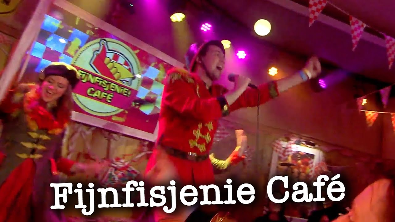 Fijnfisjenie Caf&eacute; 2020 | Chef Soldaat - Legerjeep (live)