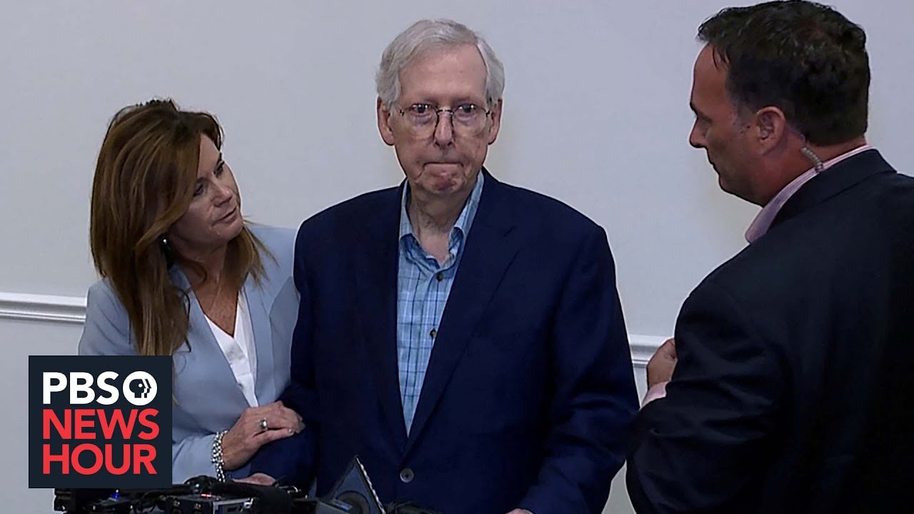 Mitch McConnell freezes up during news conference for 2nd time this summer