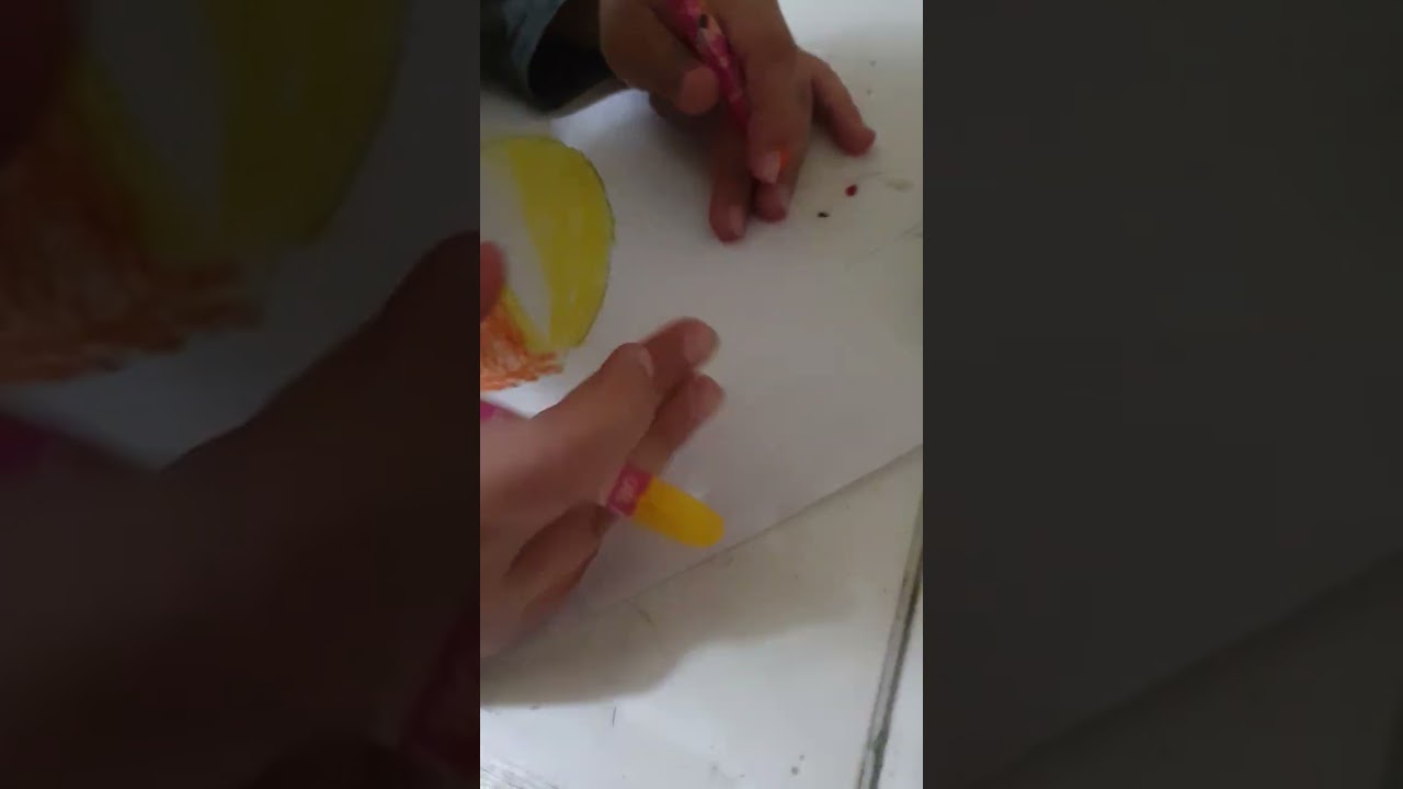 رسمت بالالوان الشمع 🤩❤