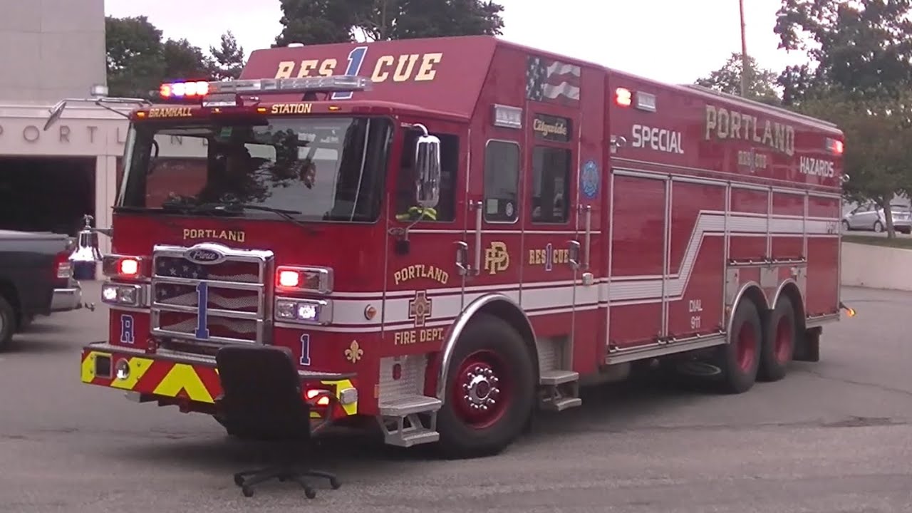 Portland Rescue 1 Steals a Chair While Responding