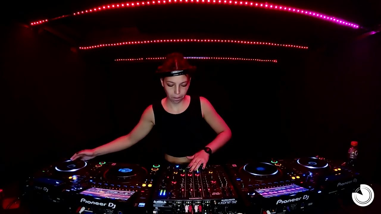 Techno mix by Uma Scheffer / Concepto Hipnostream #45