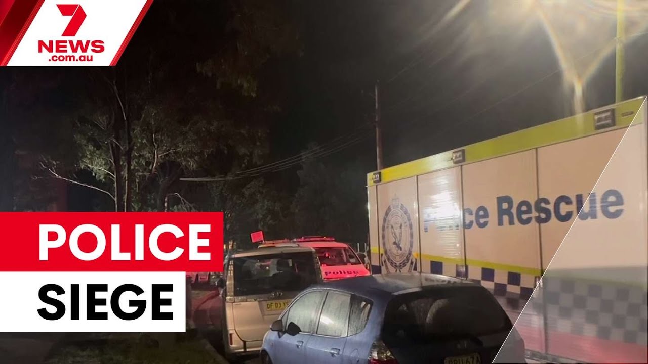 Полицейская осада завершила драматическую погоню в Сиднее | 7NEWS