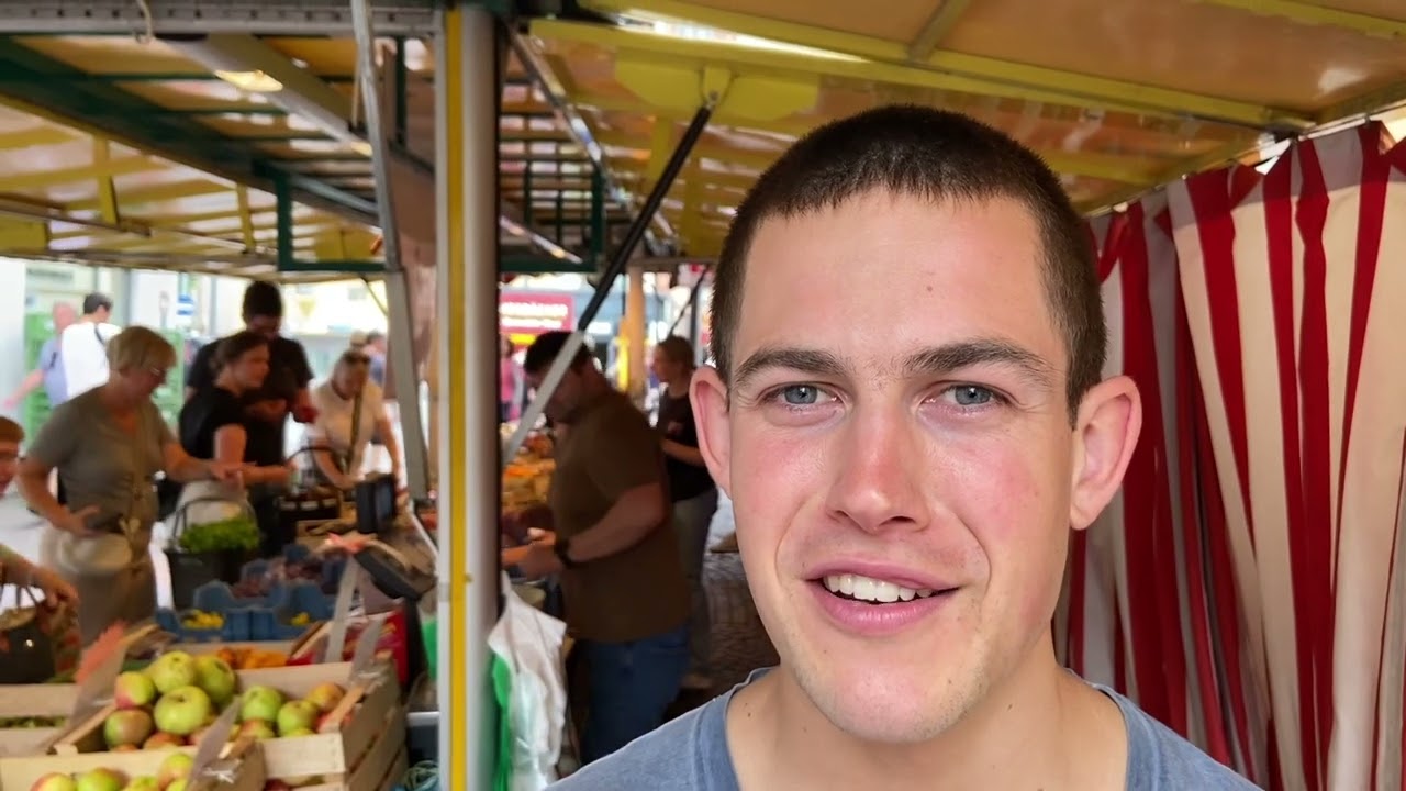 Obst- und Beerenkulturen Kilburger auf dem Aalener Wochenmarkt.