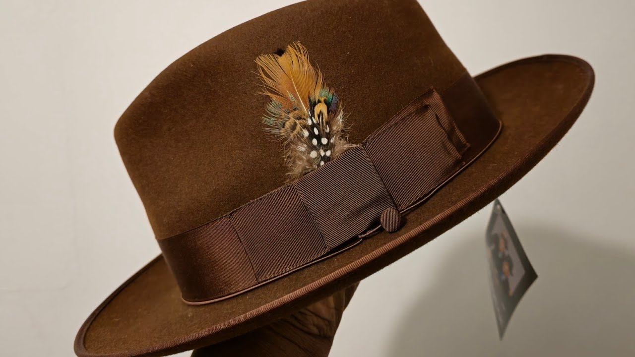 Akron, Ohio The Hat City: The King of Hats in Akron, Ohio