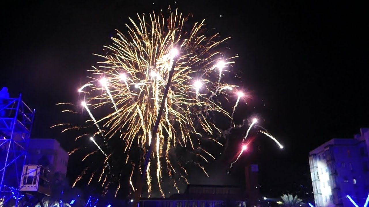 Cabalgata Reyes 2026: Gran espectáculo Super Guachis Grupo Puja! y Fuegos artificiales
