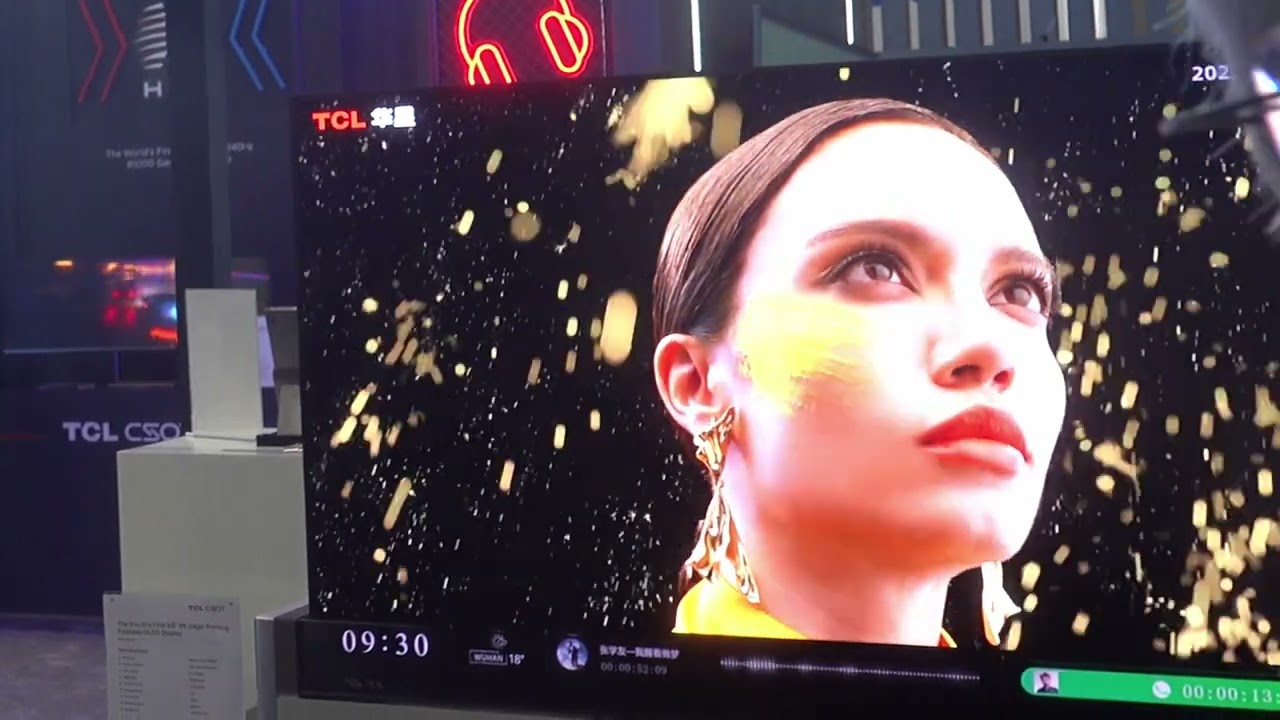 TCL/CSOT Had a Prototype Folding 8K OLED TV at Display Week