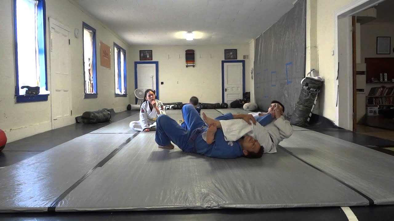 00342 armbar using the armpit as the lever