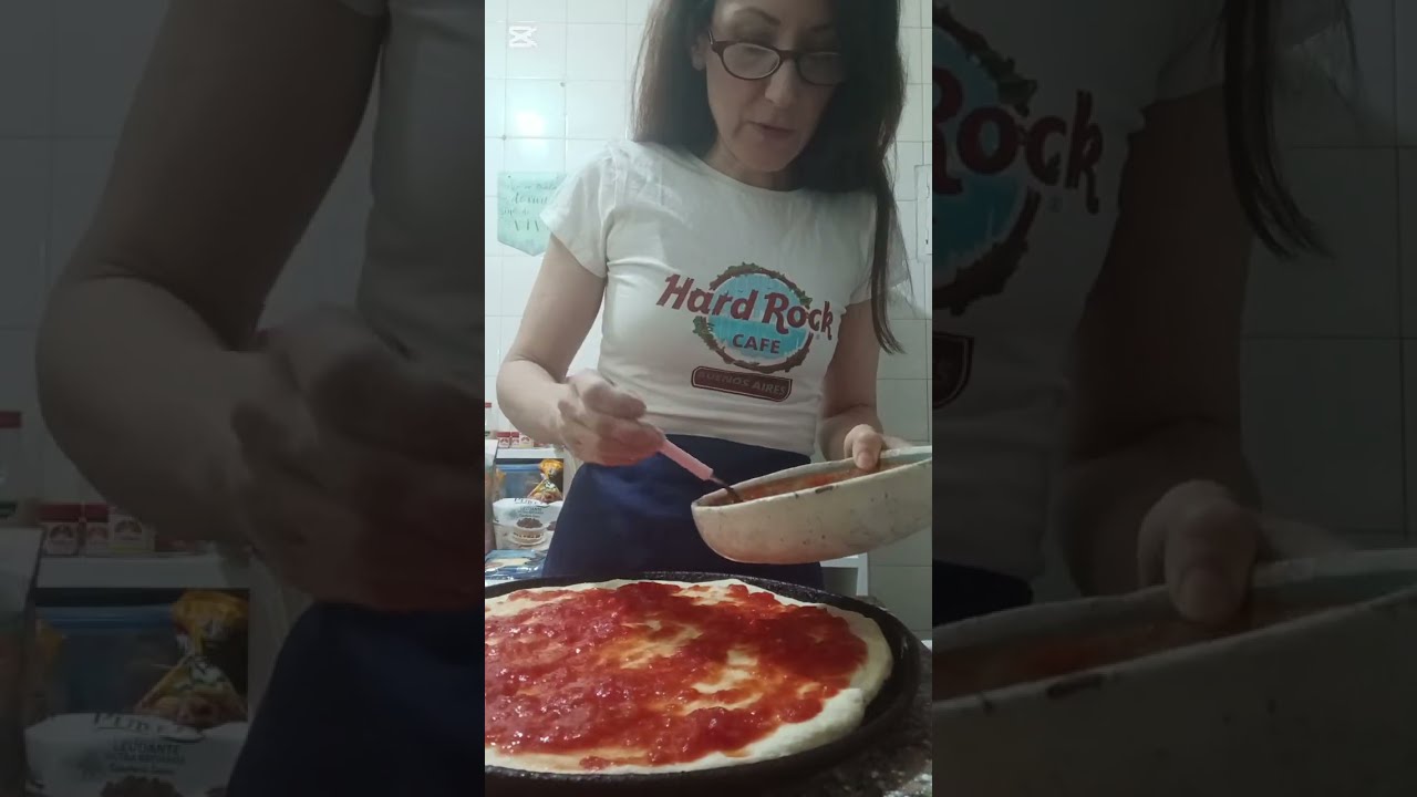 PIZZA casera super fácil en casa #receta #recetasfaciles #cocina #parati 