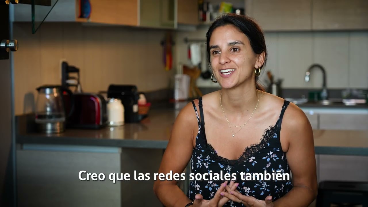 8M - MANUELA URROZ
