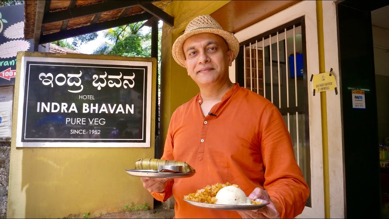 &lsquo;Cheap & Best&rsquo; South Canara Breakfast | Indra Bhavan Mangalore | Sajjige Avalakki, Moode, Ambode&hellip;