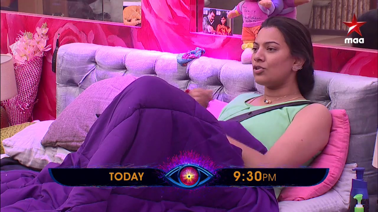 Jambalakidi Pamba!!! 😂😂.. Evaru evarini imitate chestunaro ?  #BiggBossTelugu2 Today at 9:30 PM