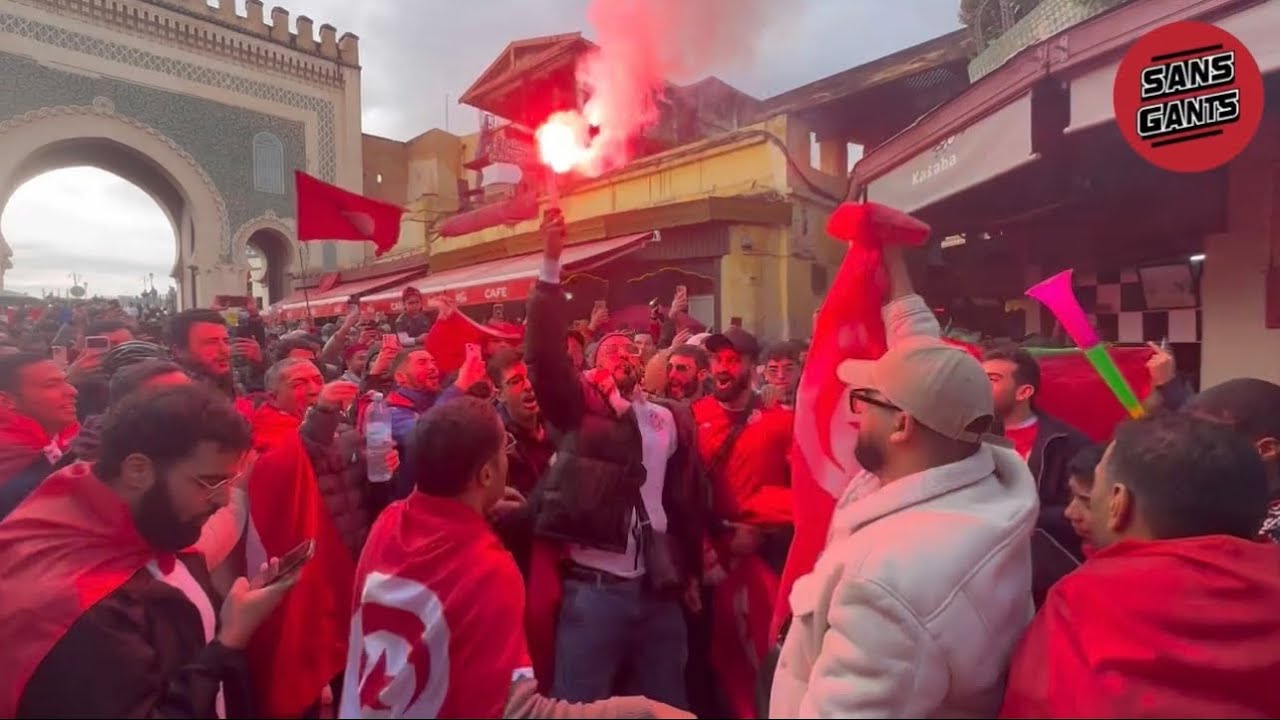 الجماهير التونسية تشعل فاس بالفلام.. النيجيريون يصلون والدعم يأتي من المغاربة