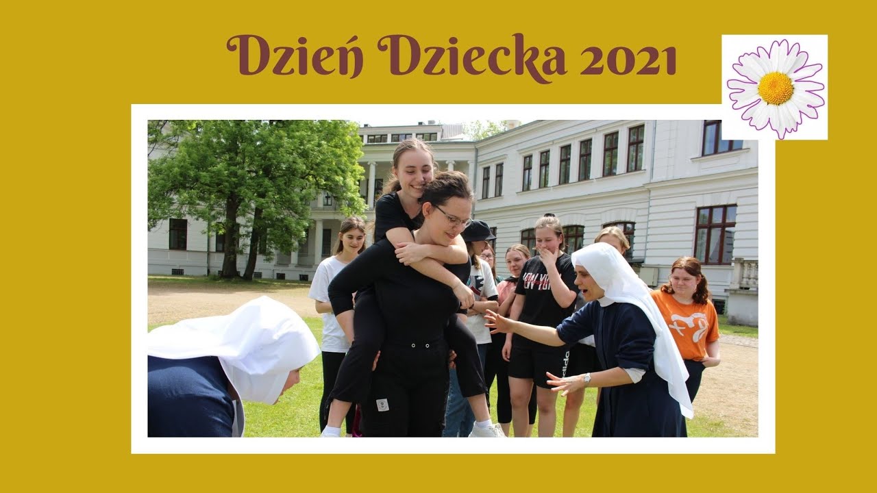 Siostry zakonne na skakankach i dziewczyny w workach...