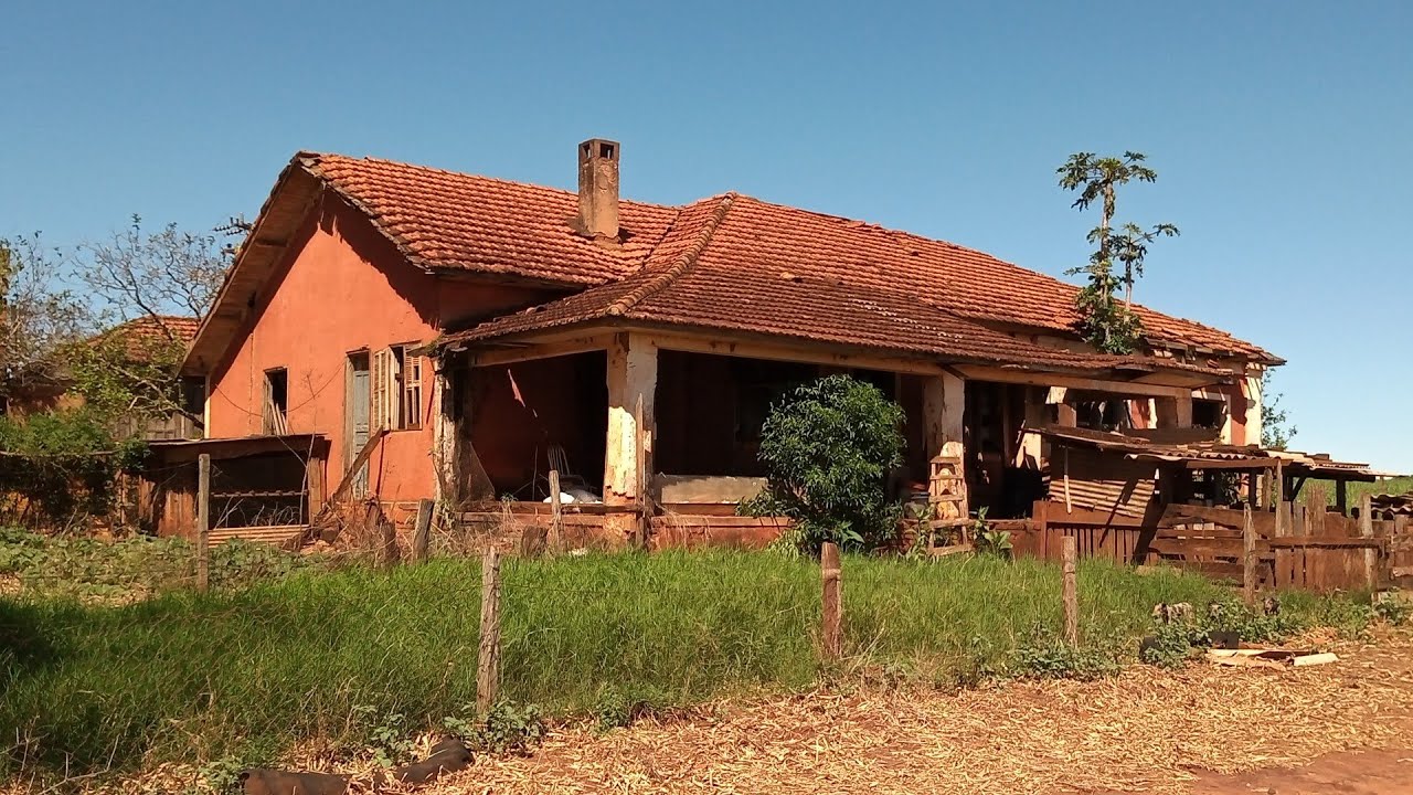 Viveu Apenas 17 Anos Na Casa, Tudo Por Conta de Uma Coisa Inacreditável, de 1880 até 1897