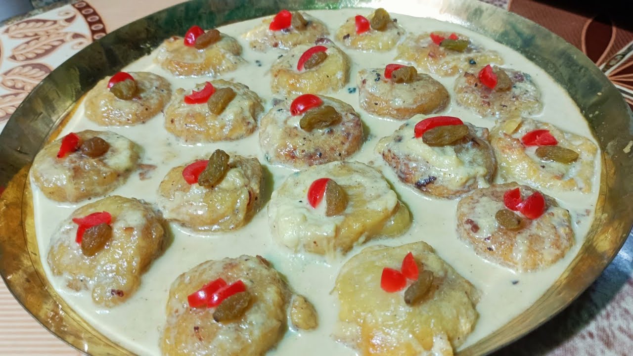 ক্ষীর গোকুল পিঠে অসাধারণ খেতে