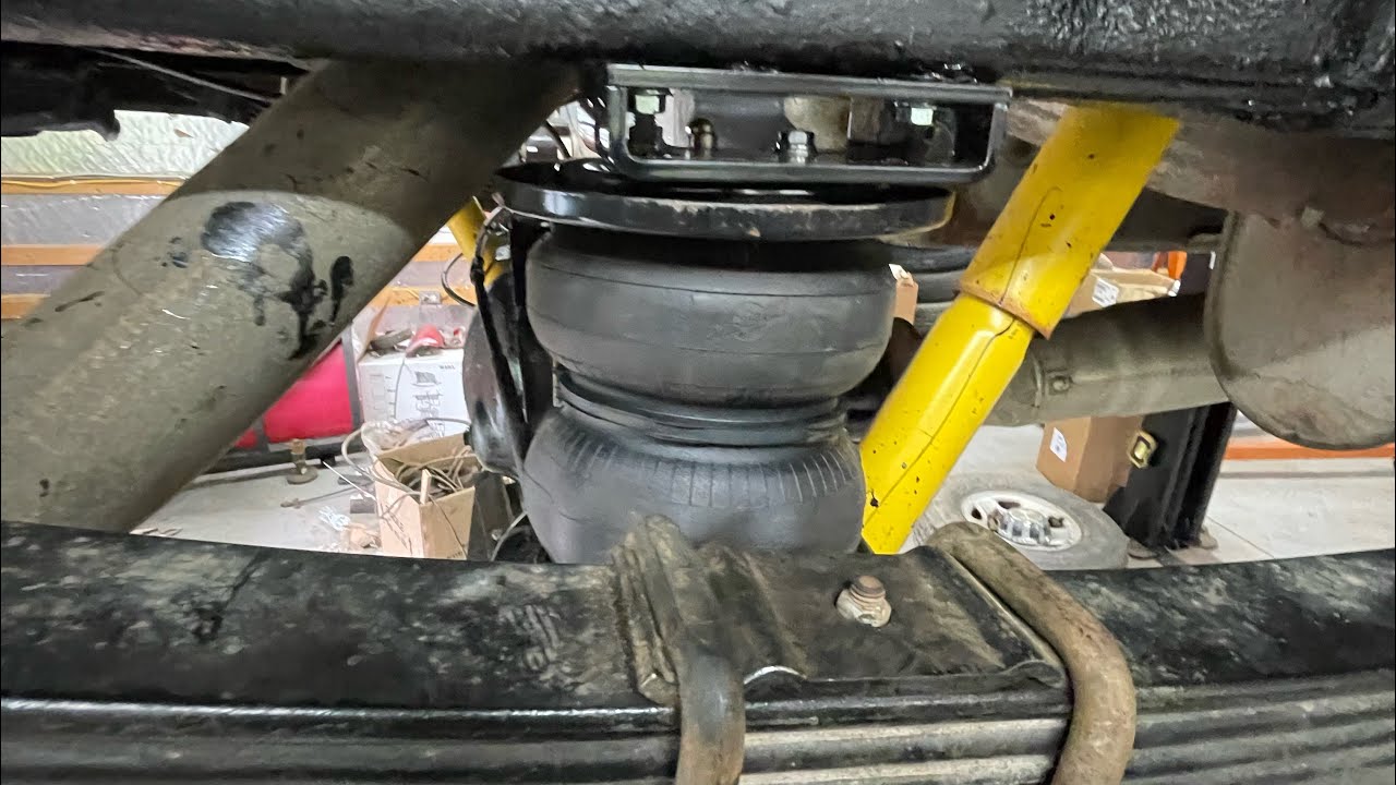 Как установить подушку безопасности 2001-2010 GMC Sierra 2500 2500HD 3500 3500HD Air Lift 5815 ЧА...
