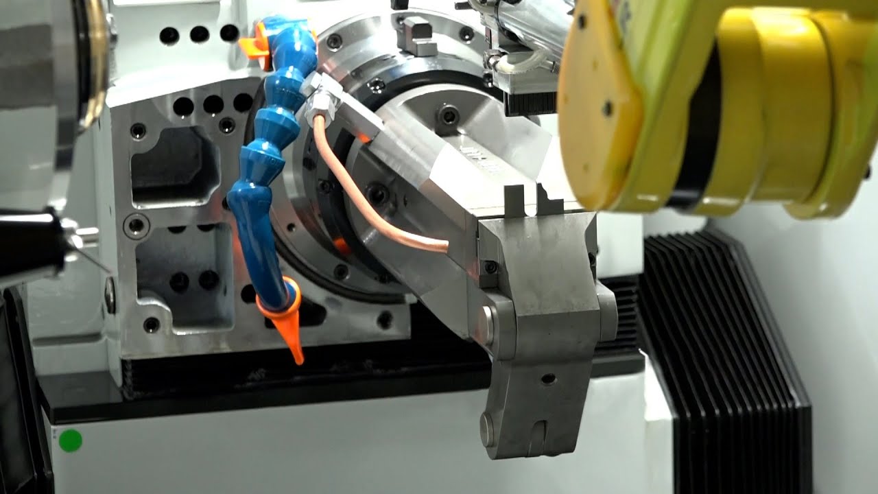ANCA’s Blade Chuck Solution for grinding woodworking blade profiles