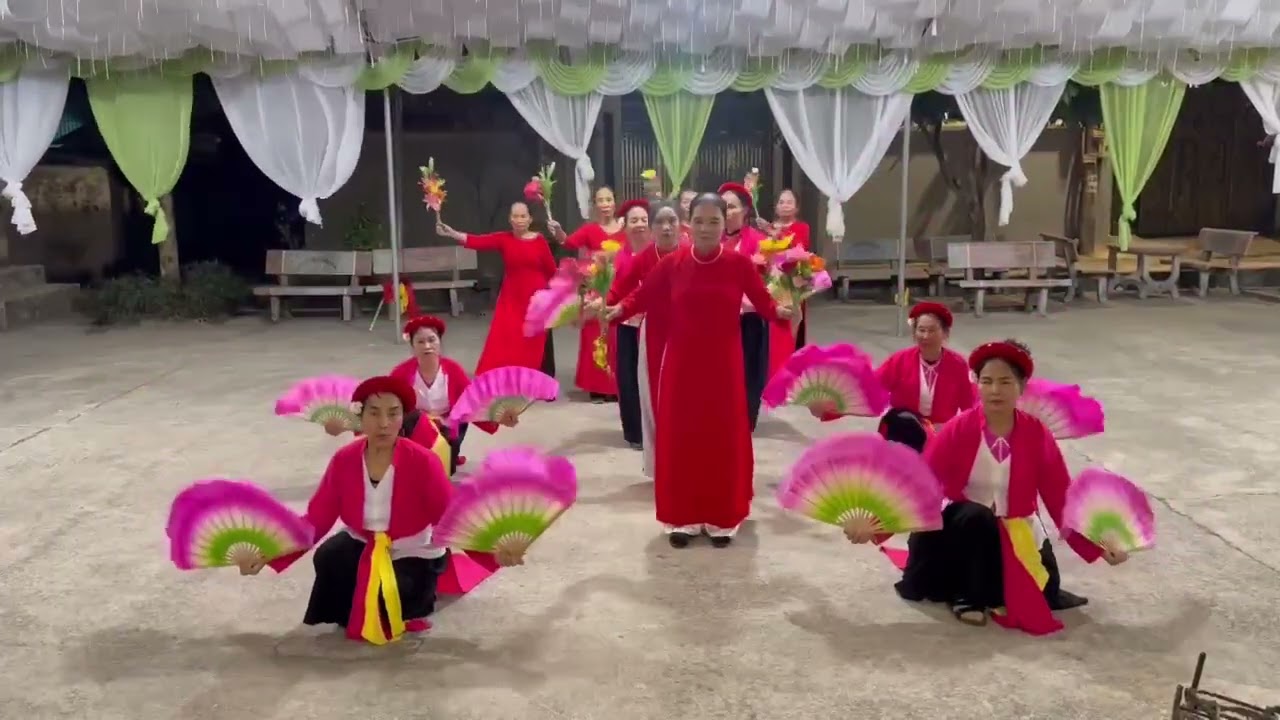 Giao lưu văn nghệ xóm 1 | múa : đất nước tình Xuân