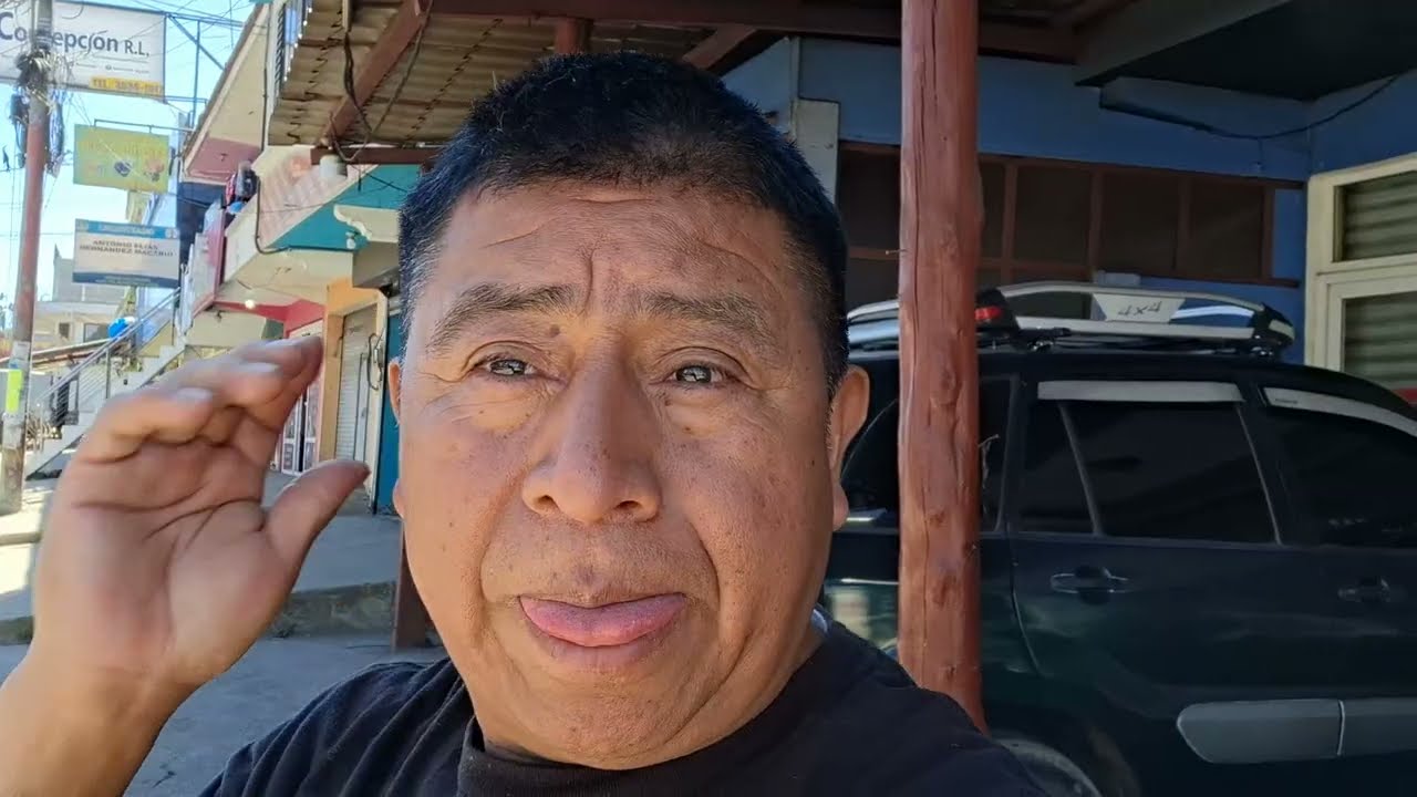 Don Beny| de nuevo saludando| en un corto videol