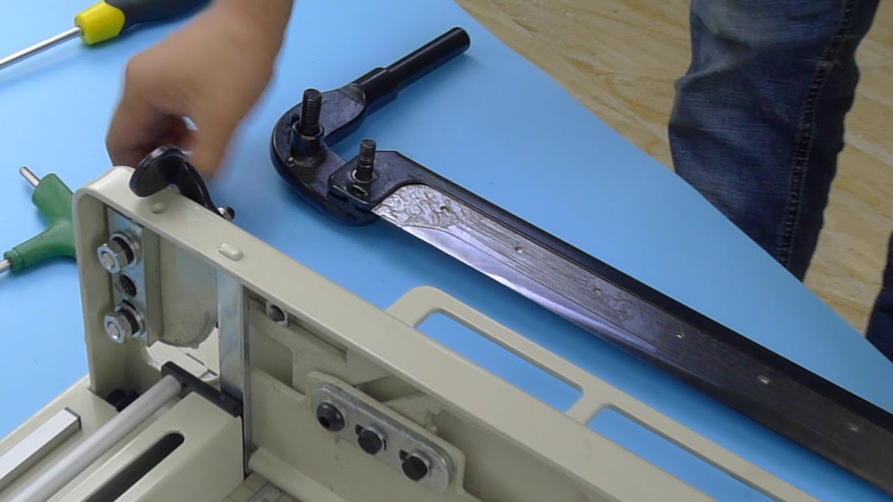 HFs Paper Cutter Blade Straightening