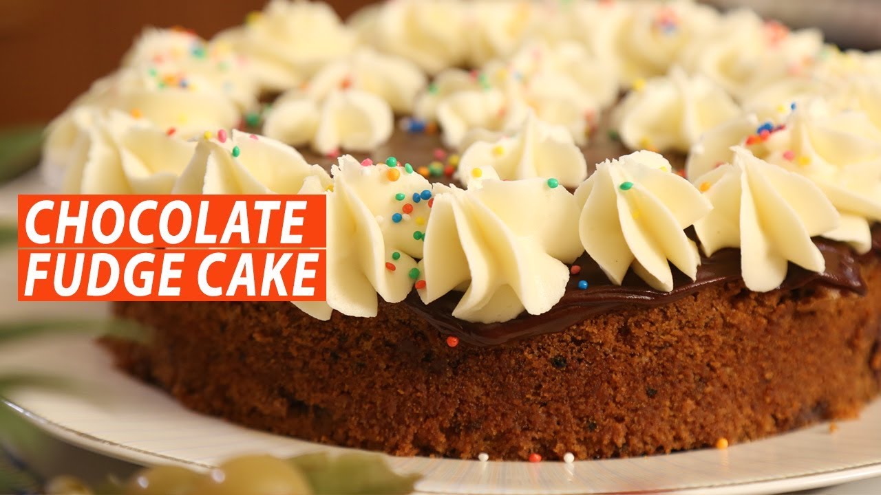 Bake the Perfect Chocolate Fudge Cake