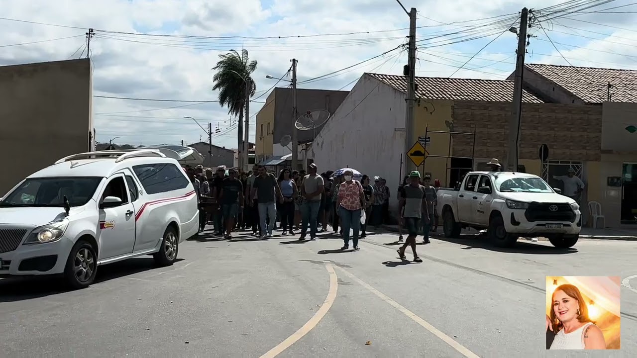 Прощание с Джиной в Сан-Себастьян-ду-Умбузейро.