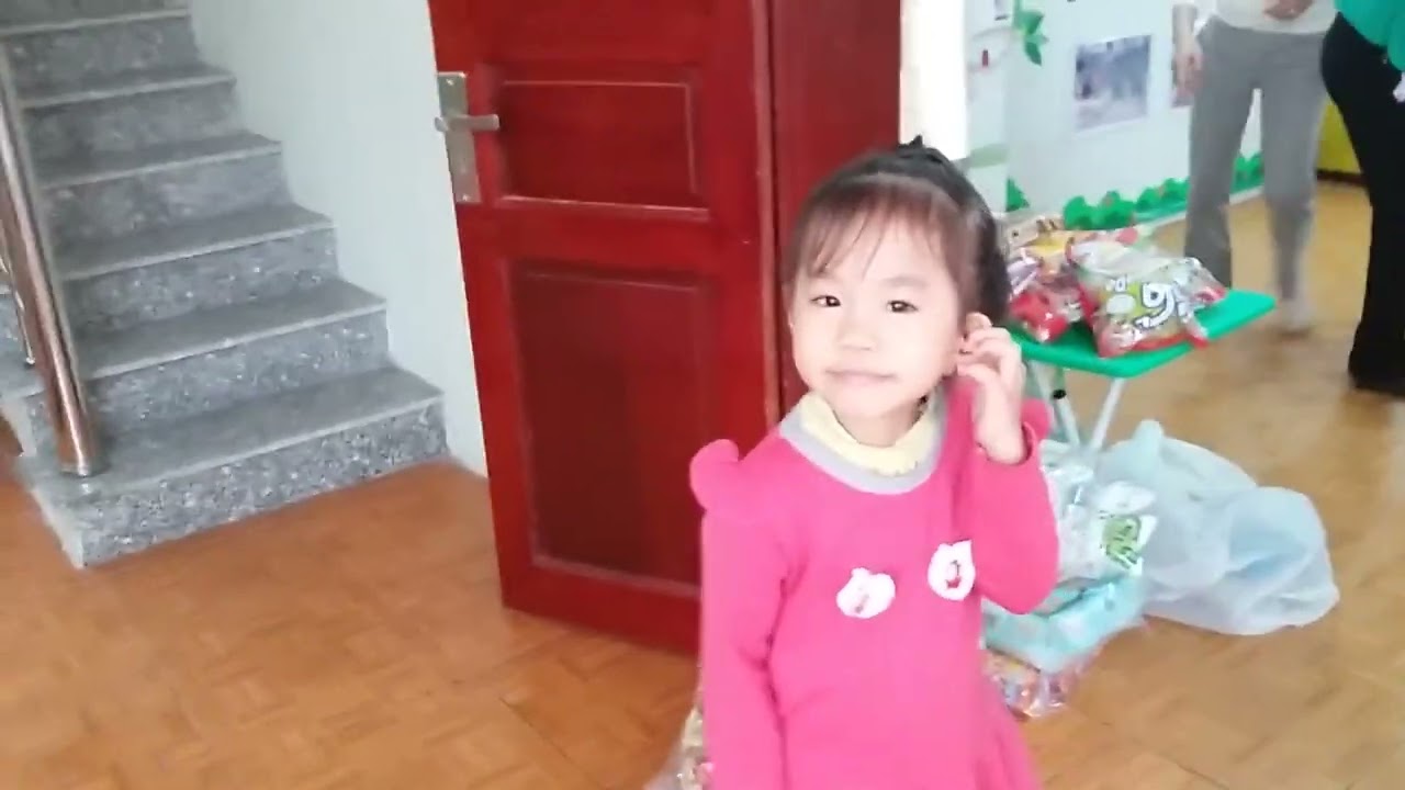 MIn Bống đi học MNTP 8 3 2016