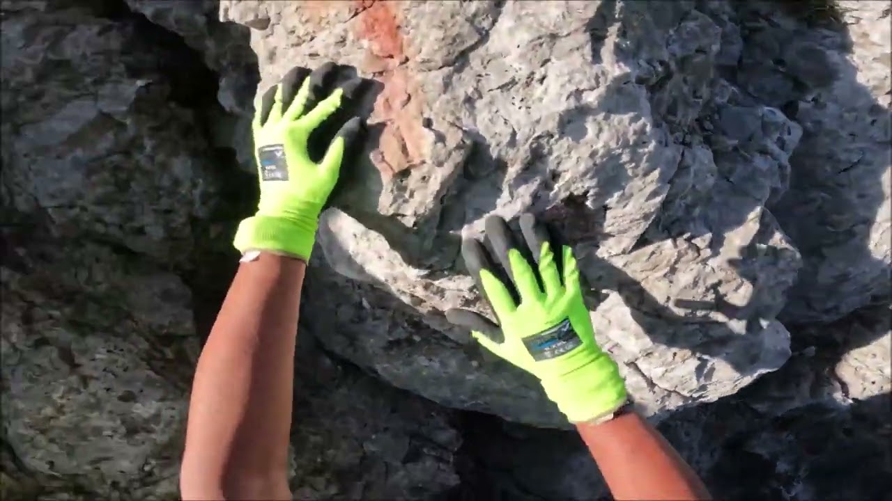 DAVIDONE IN ACTION: FERRATA  AL SASSO DEI CARBONARI-GRIGNA SETT.-RIF.BRIOSCHI.FATICA DI GRANDE GIOIA