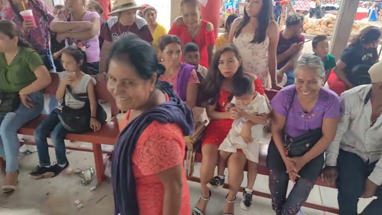 DIA DE LA SANTA CRUZ ✝️ EN EL REPARO GUERRERO.