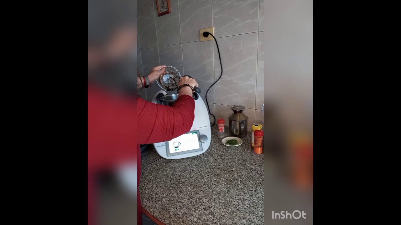 Arroz  con calamares en su tinta, rico y fácil con Thermomix