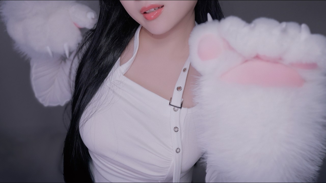 ASMR Does This 