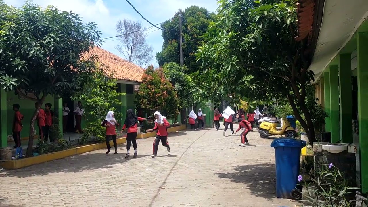 Jadi Pelengkap dalam Tim