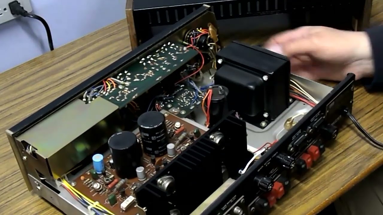 Sansui AU-505 is a lesson in how to build an integrated amplifier that does everything well!