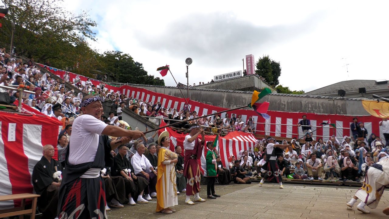 2023長崎くんち　本石灰町・御朱印船 八坂神社・雨により後日に変更 2023年最後の奉納 2023年10月9日　根曳も采も囃子方も、そして観客も最後は泣きながら燃えた！！そして伝説となった！！