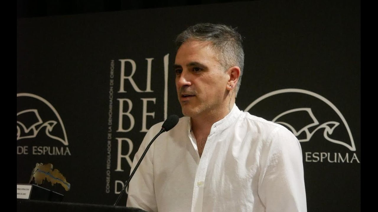 Presentación del libro 'La Claridad' con Marcelo Luján