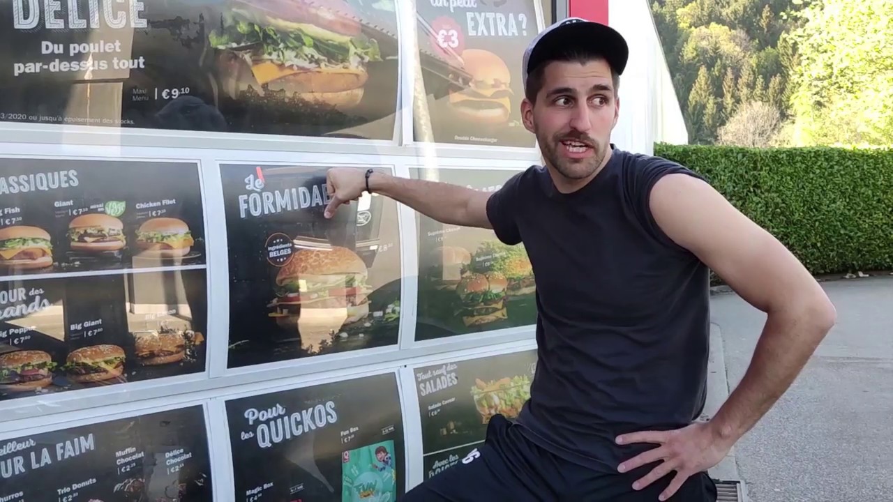 Dormir devant le Quick en attendant la r&eacute;ouverture?! Il faut &ecirc;tre malade!