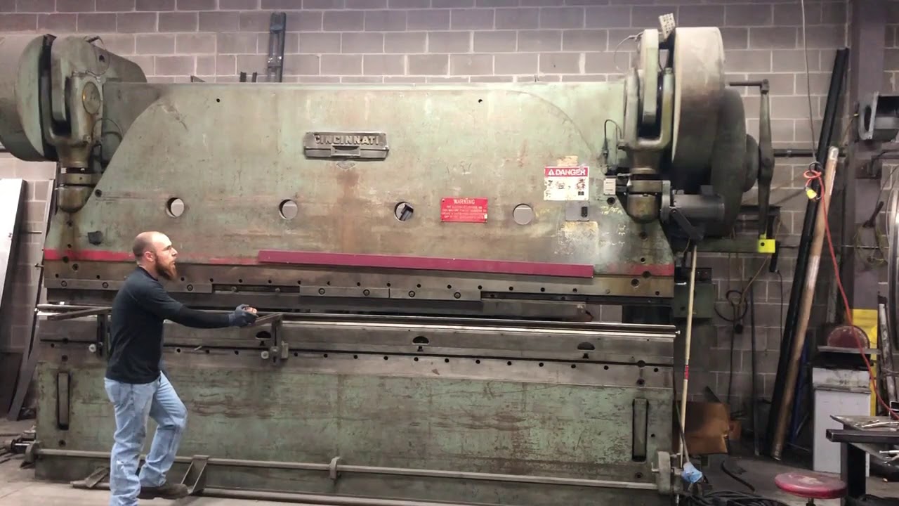 Cincinnati Series 7 175 Ton 14' Press Brake