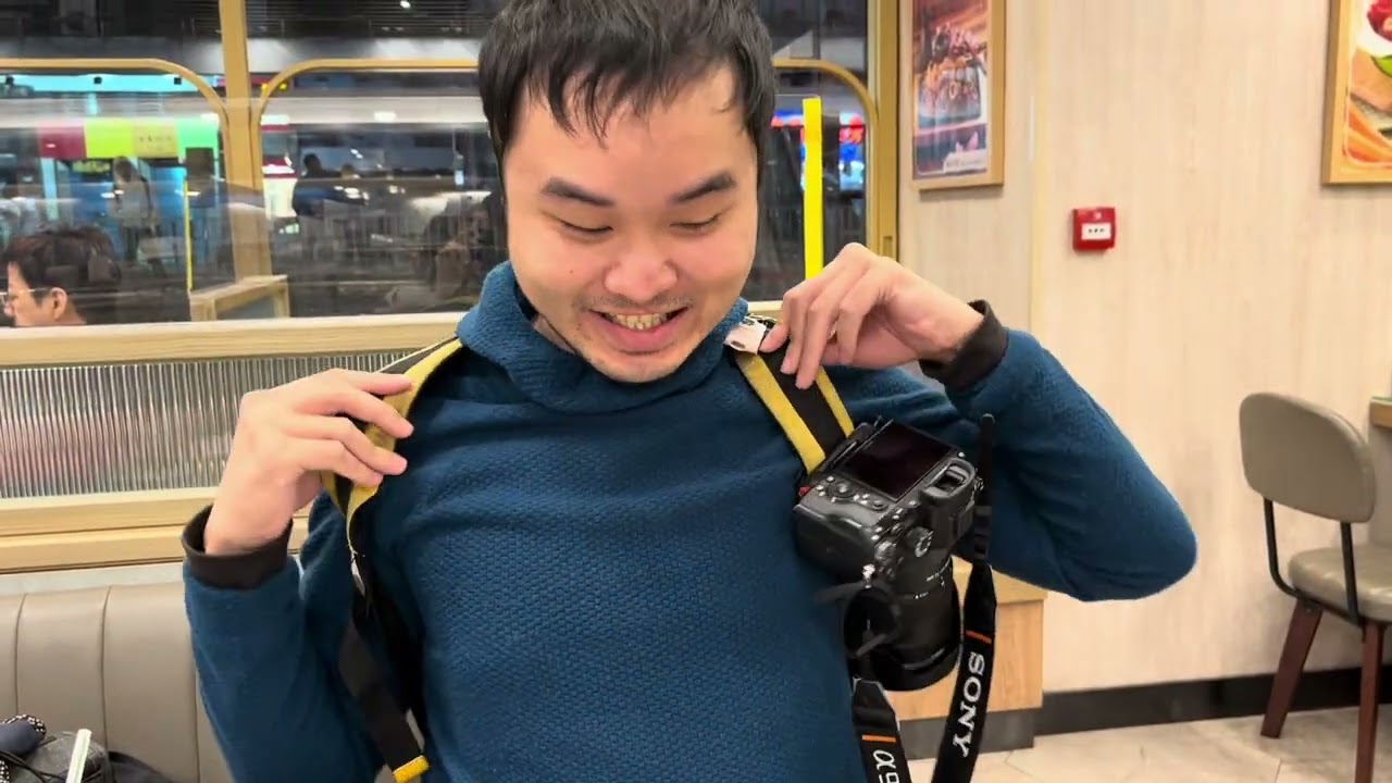 Peak design camera