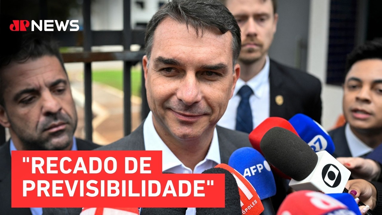 Flávio Bolsonaro diz que antecipará nome do ministro da Economiao