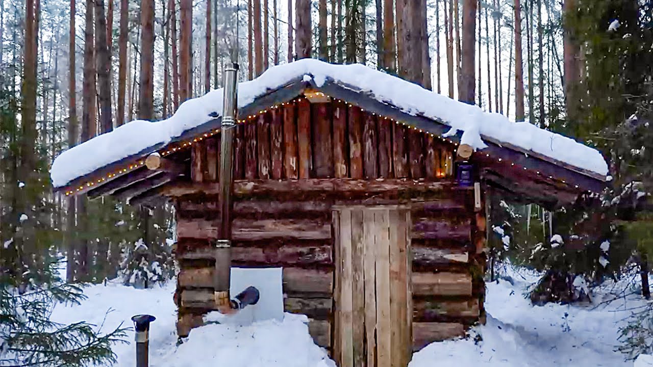 ❄️ Cozy Winter Cabin - Log Cabin in the Snowy Woods with Warm Lights