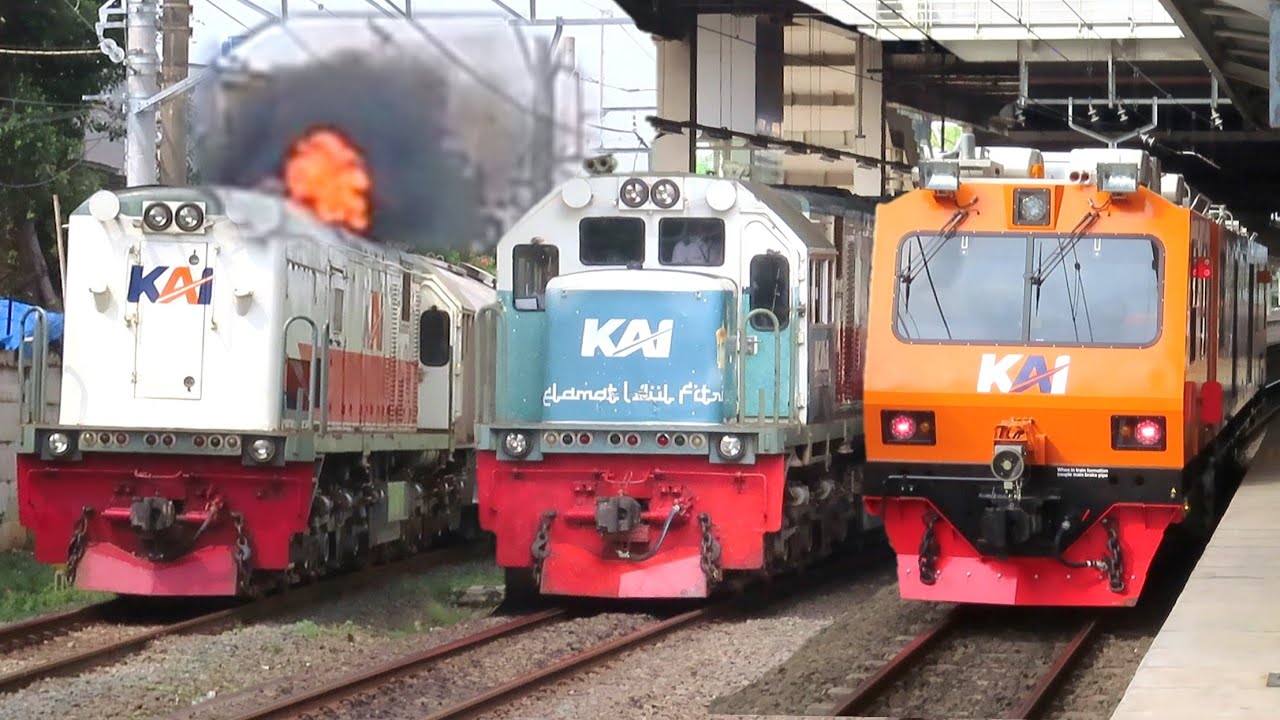 Kumpulan Kereta Api KRL Commuter Line di STASIUN JAKARTA : Kereta Luar Biasa Lokomotif Kobong Api !
