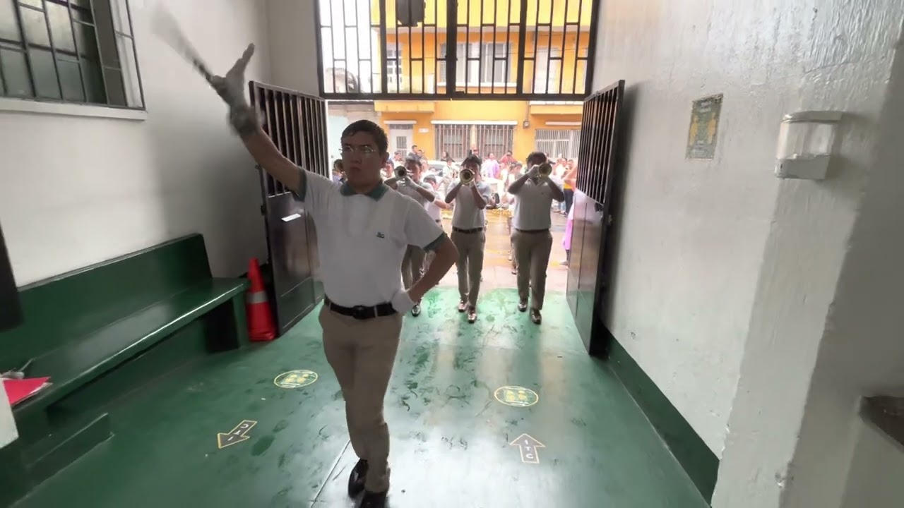 Entrada de la Banda ITC al colegio (28/05/23)