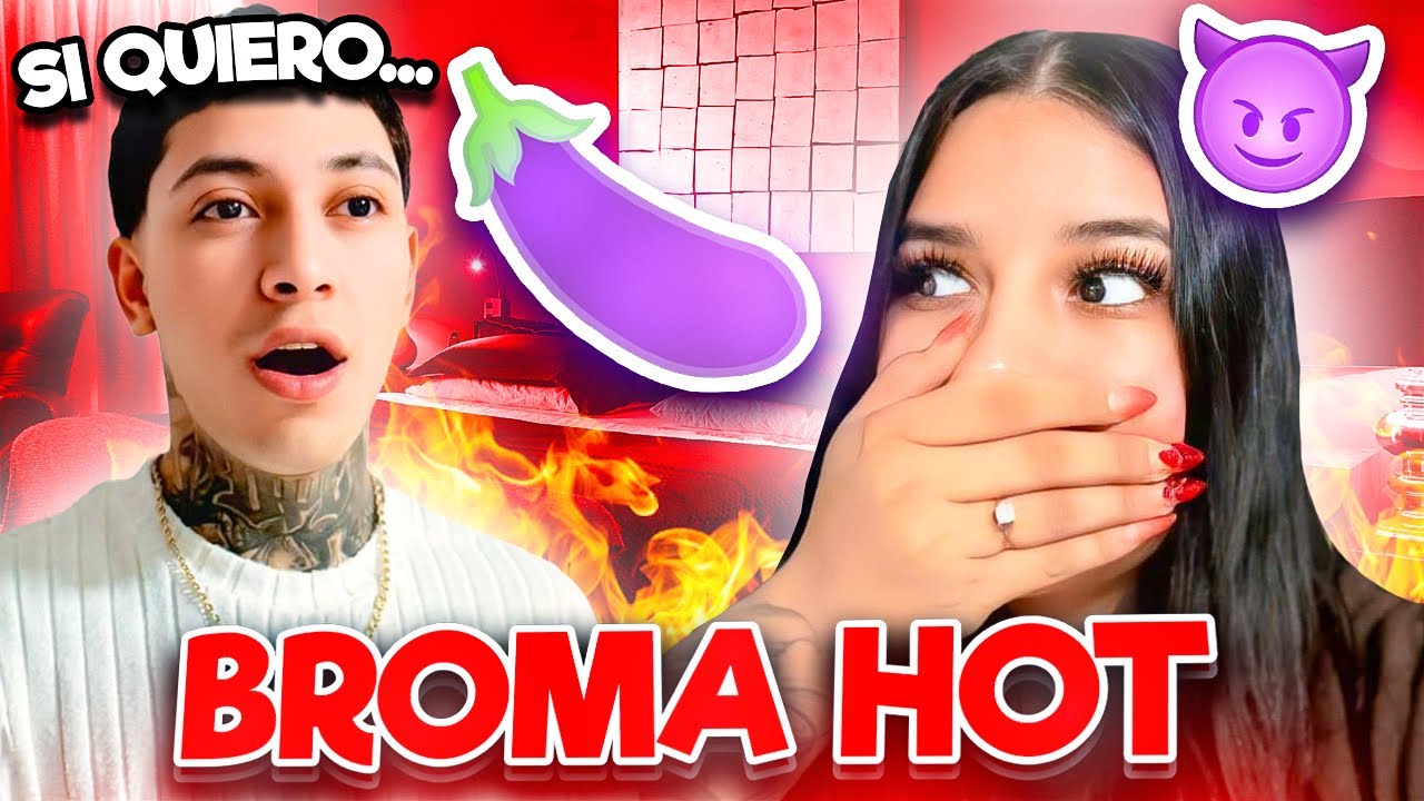 ME METO A BAÑAR CON UN JUGUETE😱😈 / BROMA