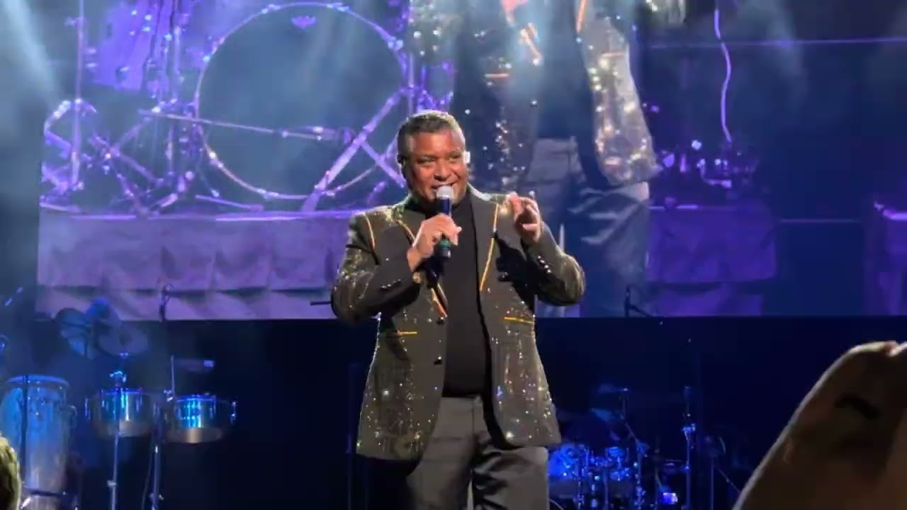 Stevie B performing Dreamin’ of Love, I Wanna Be the One, In My Eyes, Spring Love on 07/15/2023