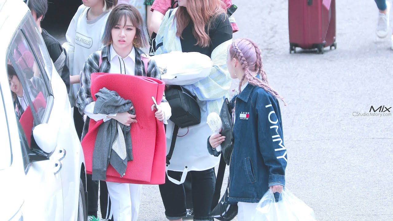 180527 칸(KHAN) 민주,유나킴 인가퇴근 4k Fancam