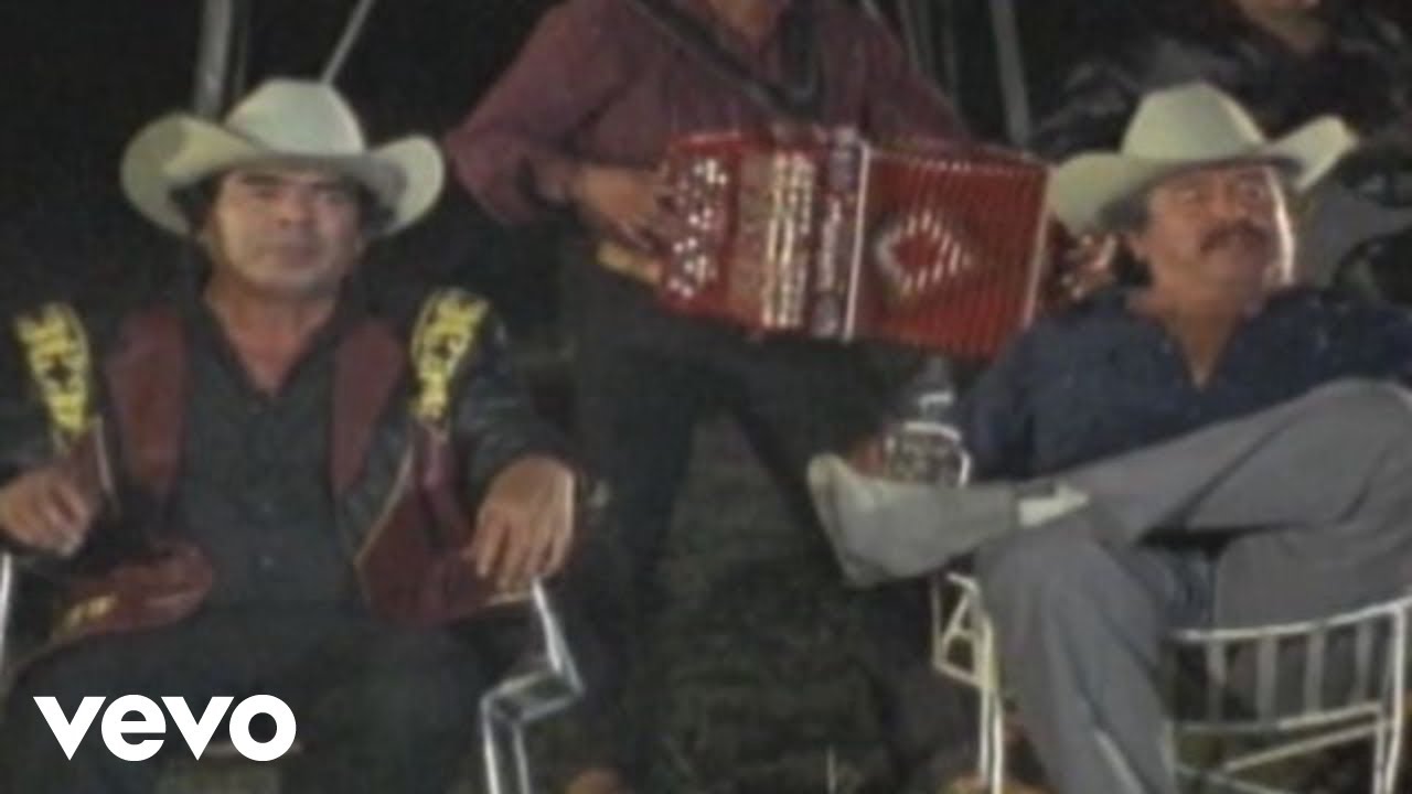 Luis Y Julián - Se Mamo El Becerro