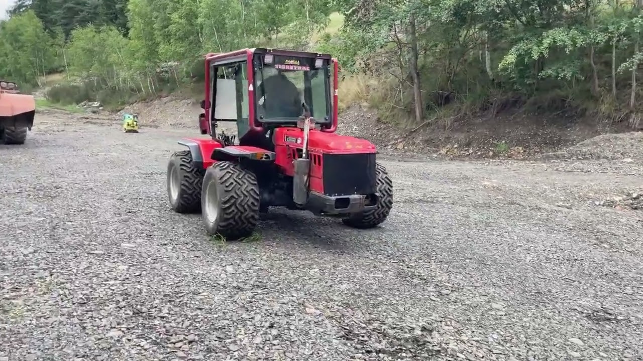 Traktor - Antonio Carraro Tigretrac 5500