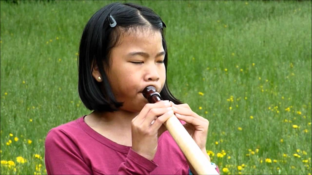 Alphorn; Anna spielt - Sehnsucht nach de Berge